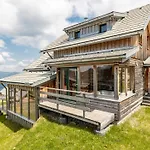 1a '4 Jahreszeiten' Fahren Und Jacuzzi Mit Aussicht! Chalet *