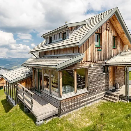 Chalet 1a '4 Jahreszeiten' Fahren Und Jacuzzi Mit Aussicht!