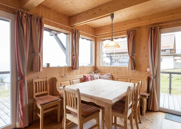 1a '4 Jahreszeiten' Fahren Und Jacuzzi Mit Aussicht! Chalet